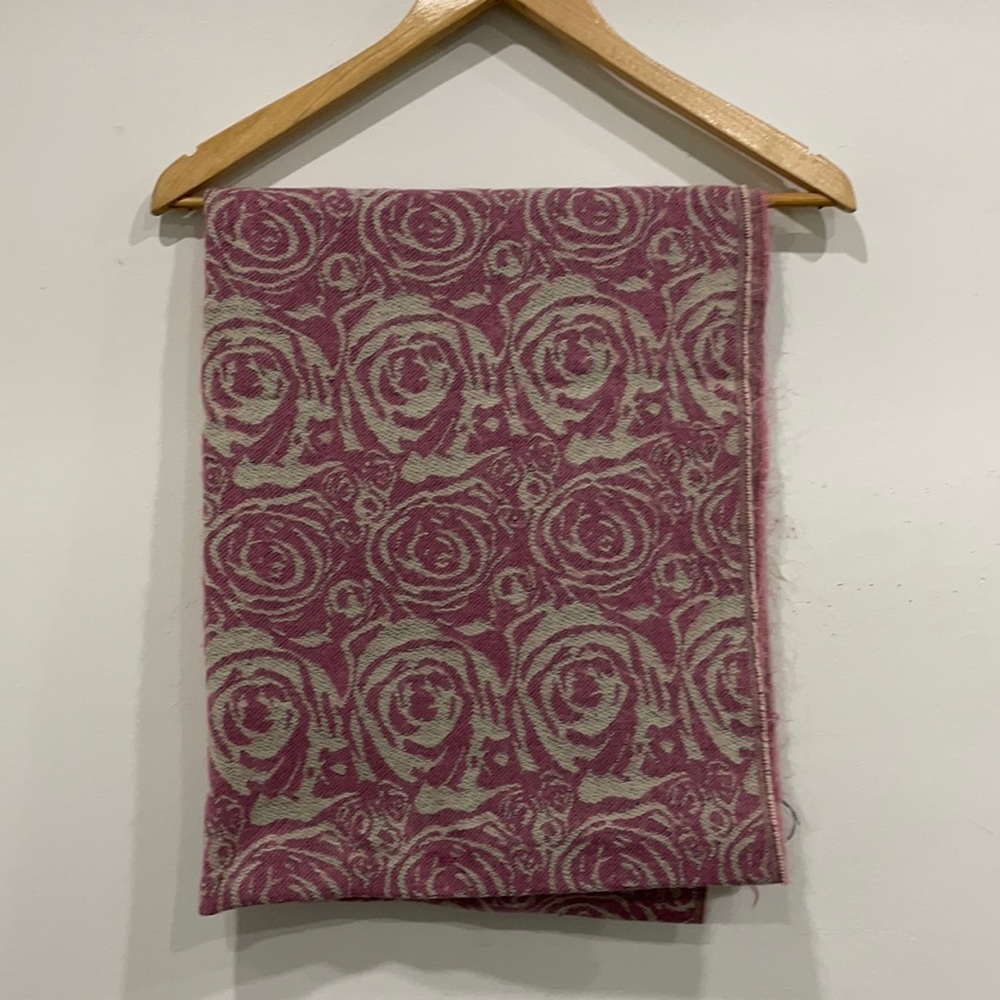 Chunky lavender floral infinity circle scarf